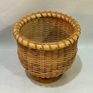 Miniature Nantucket Basket 3" Wood Bottom